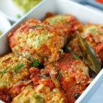 Warzywne gołąbki z szatkowanej kapusty