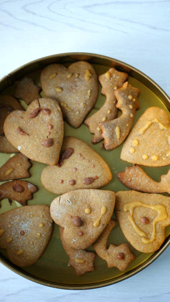 Aromatyczne ciasteczka korzenne z daktyli.