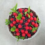 ciasto czekoladowe z owocami