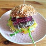 hamburger z sosem jogurtowym imango chutney