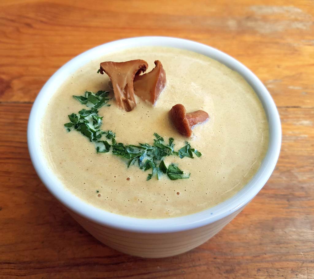 Jesienne danie, zupa krem z kurek.