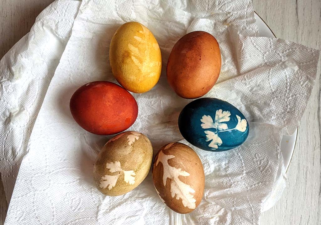 kolorowe pisanki wielkanocne