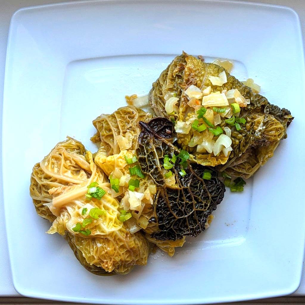 Gołąbki z mięsem i kapustą włoską