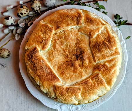 Złociste ciasto francuskie z nadzieniem