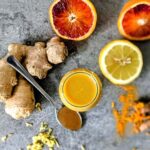 składniki napoju wzmacniającego organizm, imbir, kurkuma, miód, imbir, cytryna