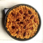 śliwki zapiekane z kruszonką i orzechami