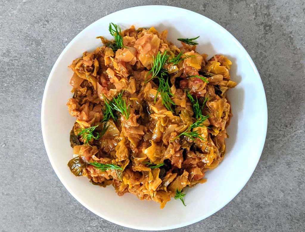 bigos z młodej kapusty