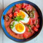 Wiosenna zupa z botwinki z jajkiem