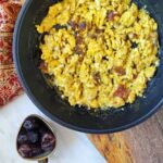 irańska jajecznica z daktylami