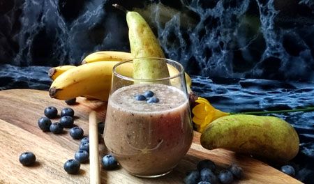 koktajl śniadaniowy z borówkami