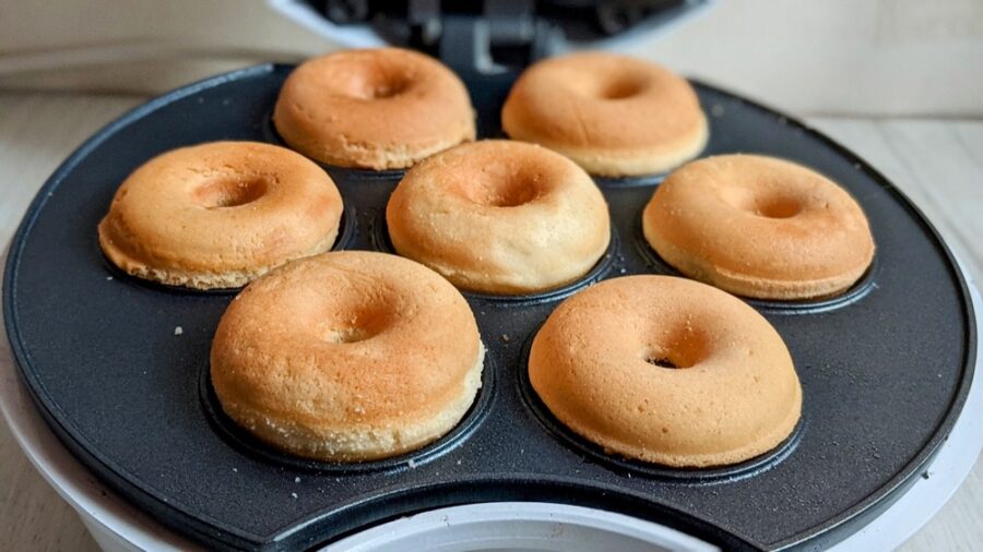 pieczone mini oponki z maszynki