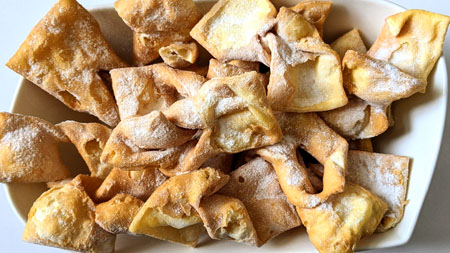 Faworki, chrust, chruściki